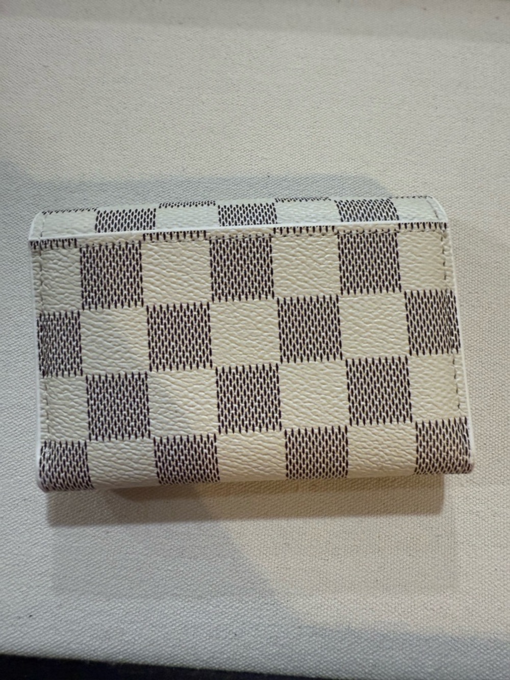 Checkered Compact Wallet - Picture 4 of 7